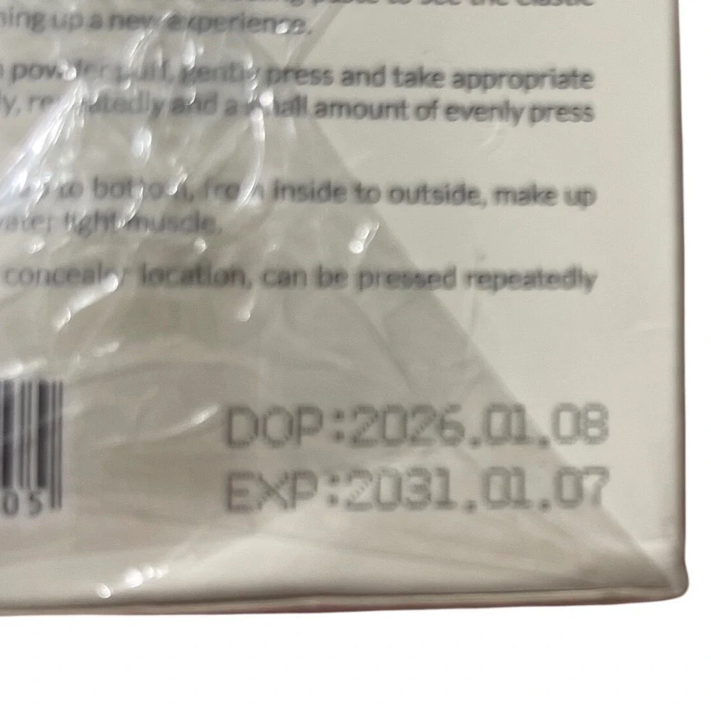 LUVIE Foundation Cushion Warm Shade Moisturizing Niacinamide 18g‎ New Sealed
